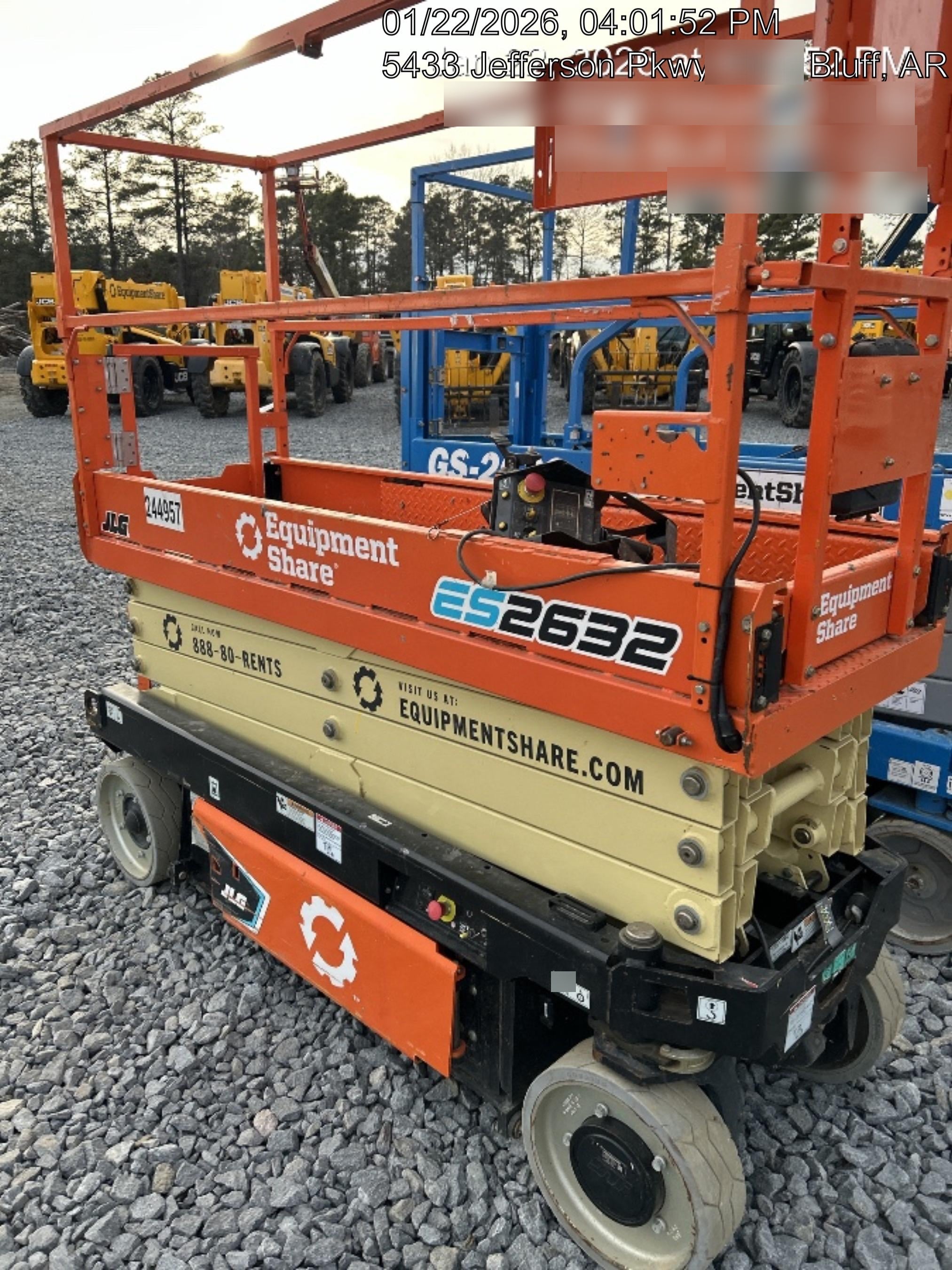 2022 JLG ES2632