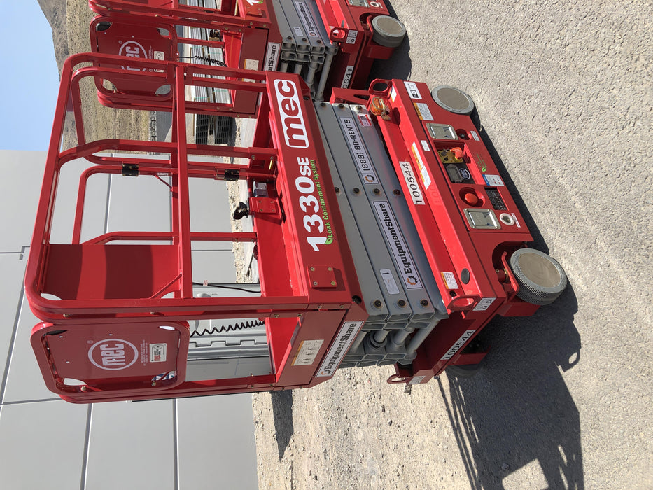 2020 MEC 1330SE Solid NM Tires, Steel Swing out Doors, LCS, Beacon, 900W Invertor