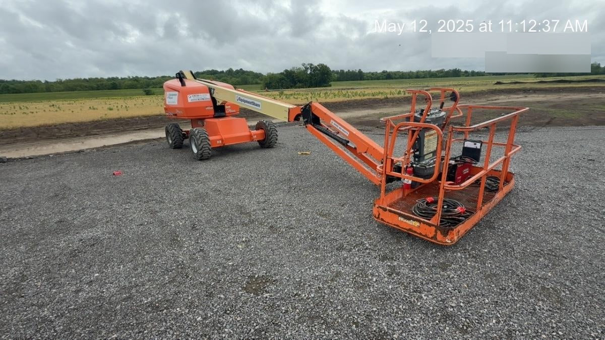 2019 JLG 460SJ