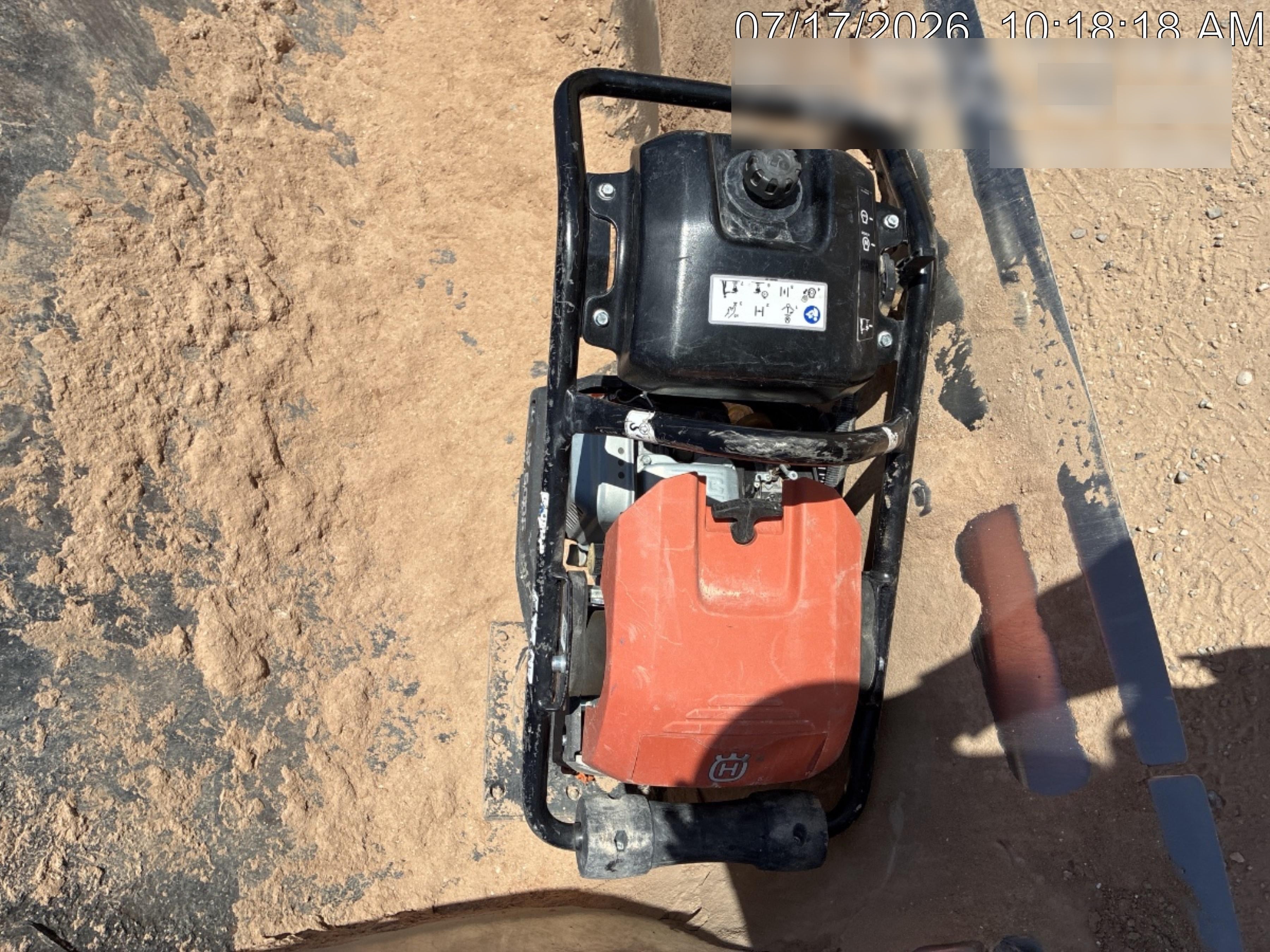 2025 HUSQVARNA LT6005