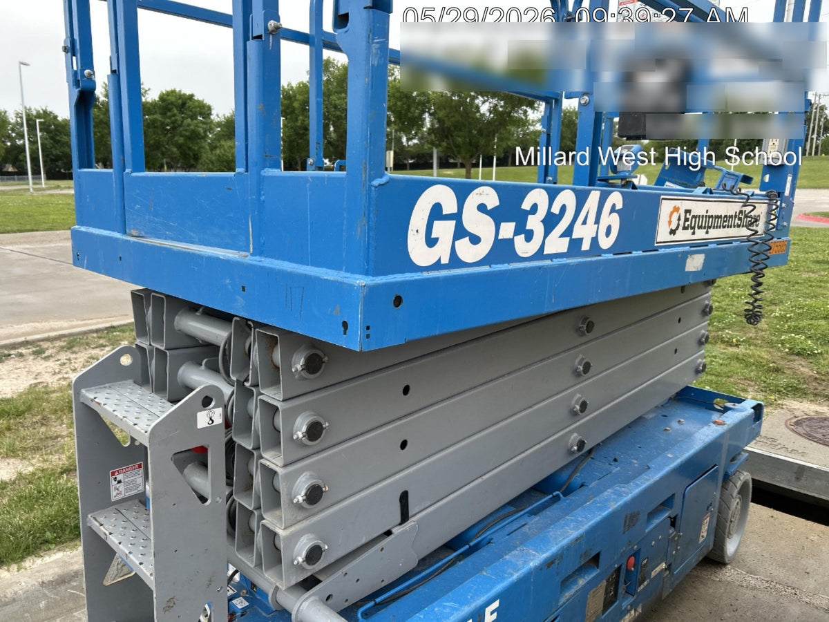 2022 GENIE GS-3246