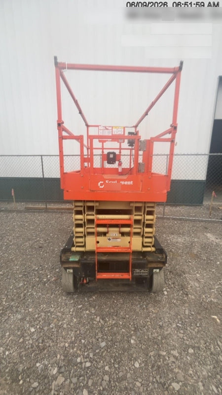 2022 JLG ES3246