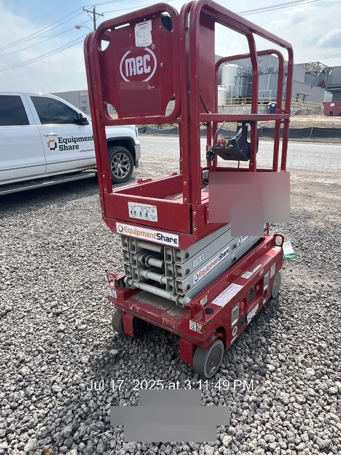 2019 MEC 1330SE MEC 1330SE w/ES Track Hardware, Full Extended 2 Year Warranty