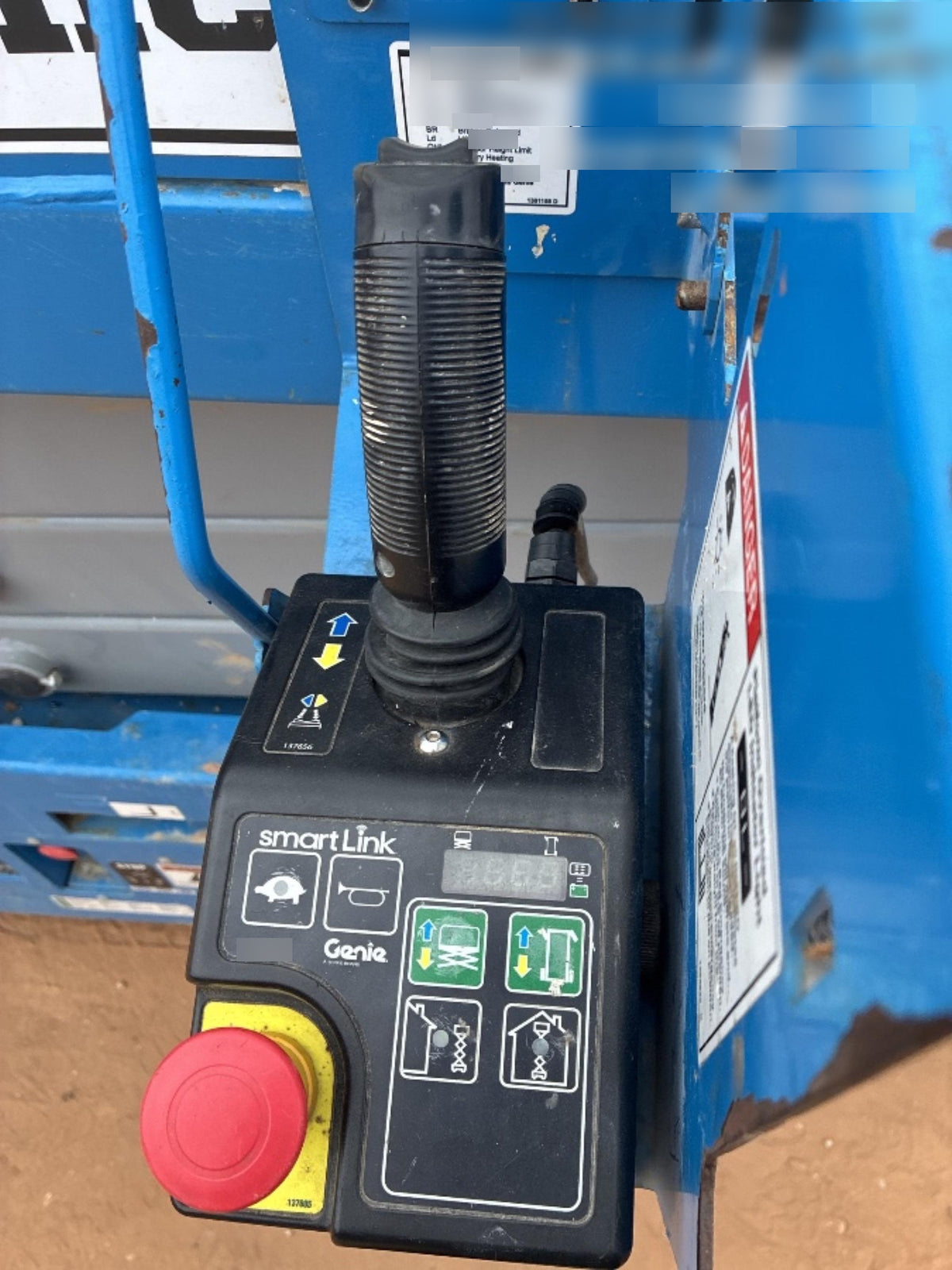 2022 GENIE GS-2632