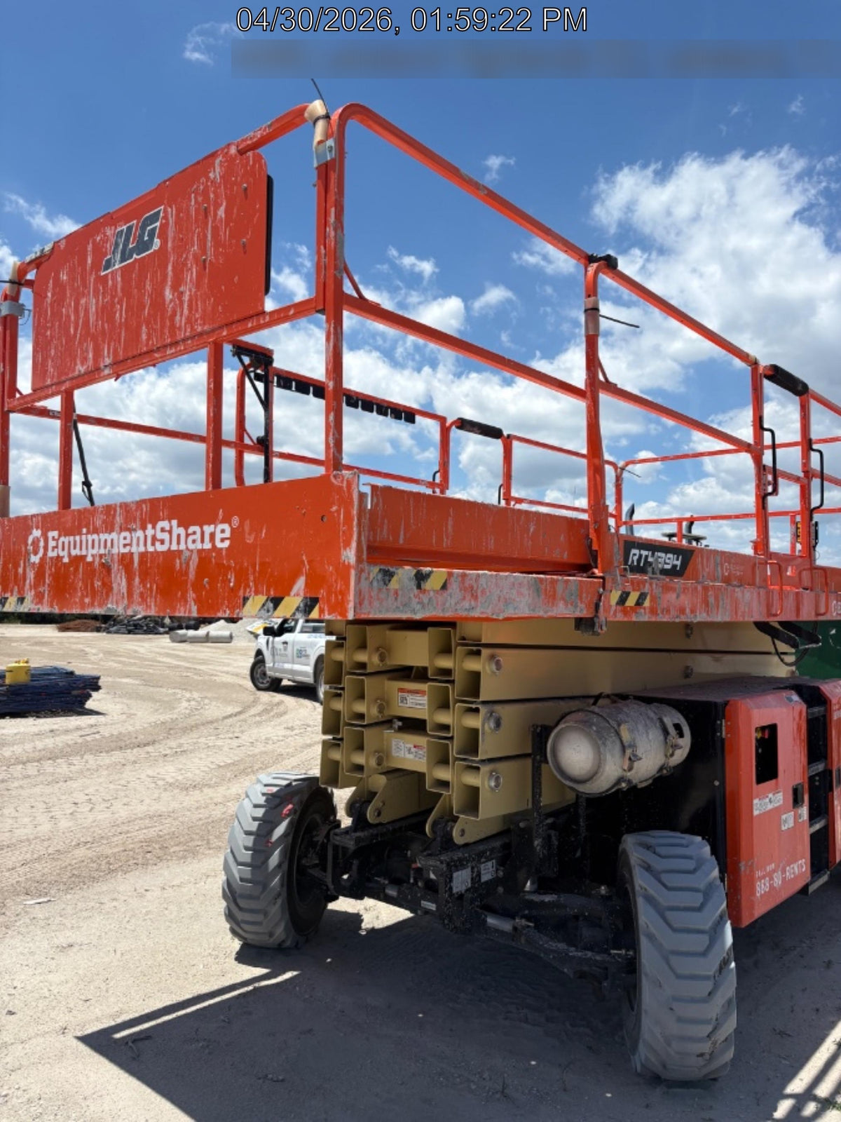 2025 JLG RT4394