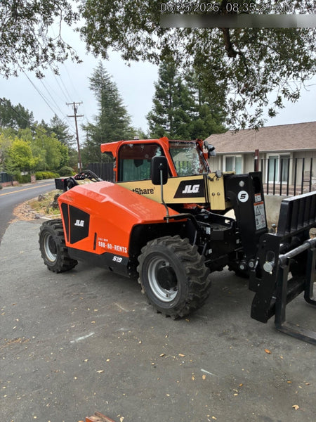 2025 JLG 519