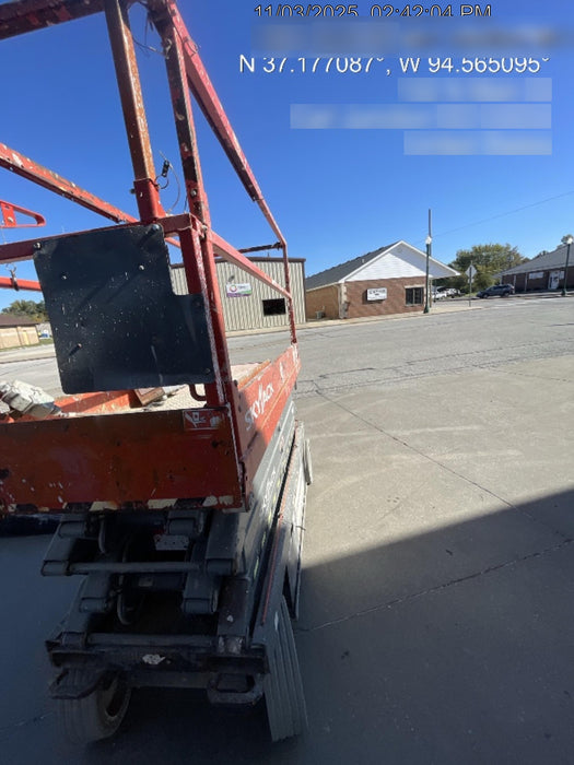 2016 Skyjack SJIII-3226 26' Electric Scissor Lift