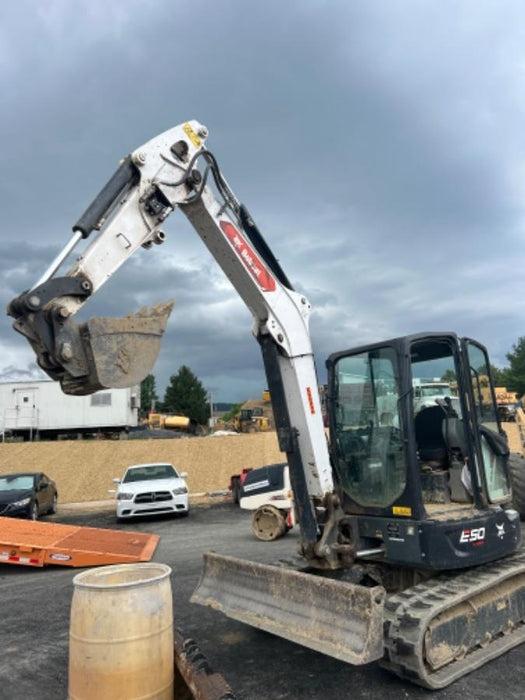 2022 Bobcat E50 Cab/Heat/Air, Rubber Tracks, Manual QC, Hydraulic Thumb