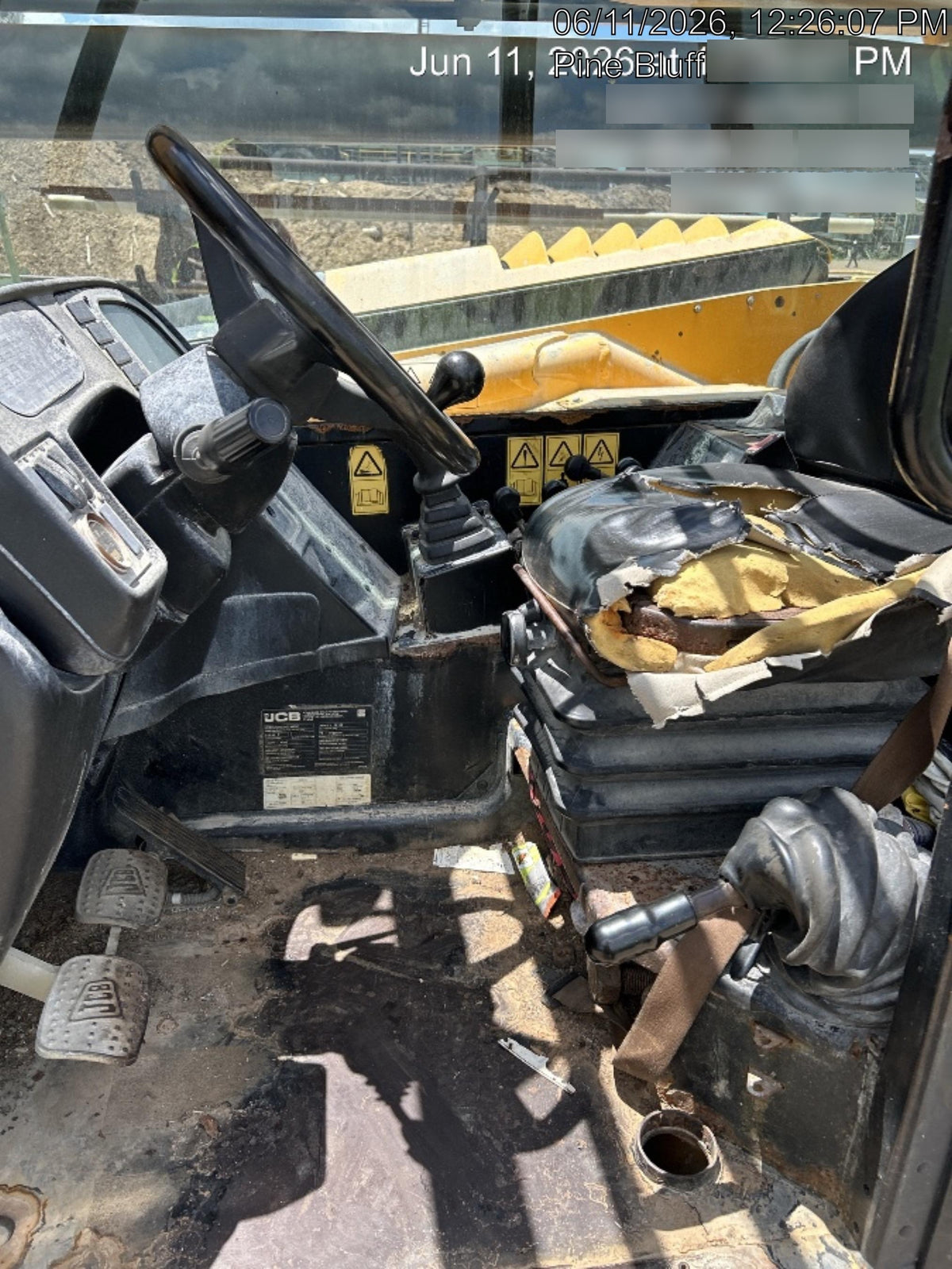 2019 JCB 510-56 74 HP w/Open ROPS, Beacon, Aux Hydraulics, Worklights, Solid Tires 60" Carriage/Forks
