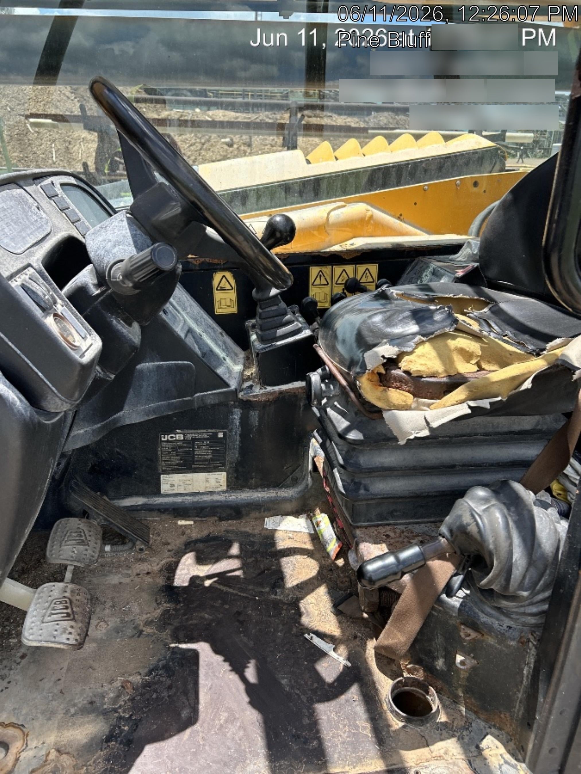 2019 JCB 510-56 74 HP w/Open ROPS, Beacon, Aux Hydraulics, Worklights, Solid Tires 60" Carriage/Forks