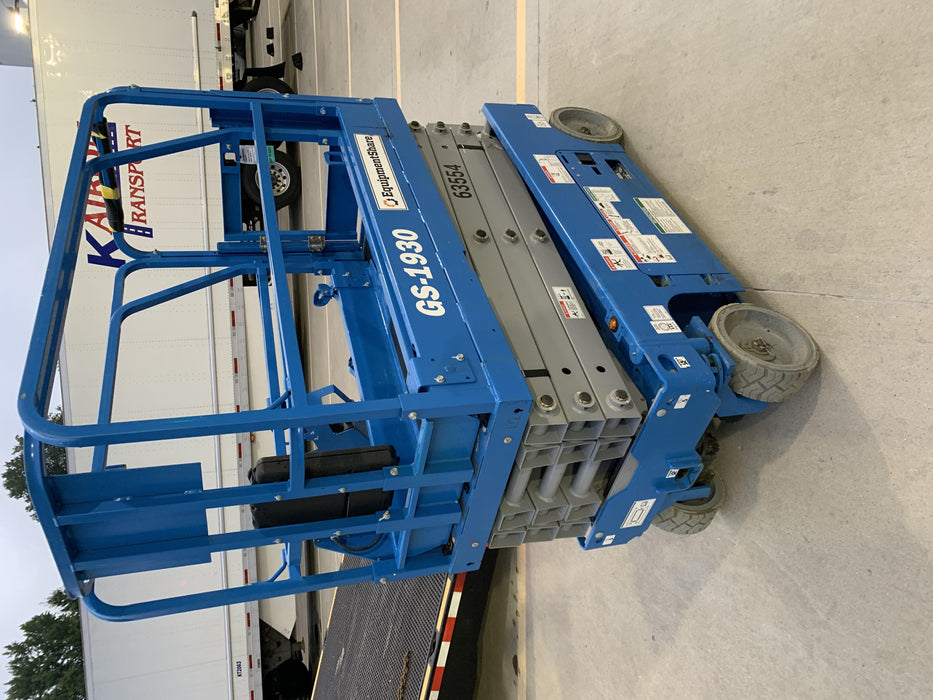 2020 Genie GS-1930 Solid Non Marking Tires, Beacon, Folding rails with half height swing gate