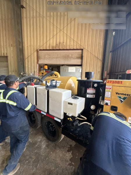 2023 Vac-Tron LP573XDT T4 Koehler Diesel Engine, 500 Gallon Debris Tank, x2 100 Gallon Water Tanks