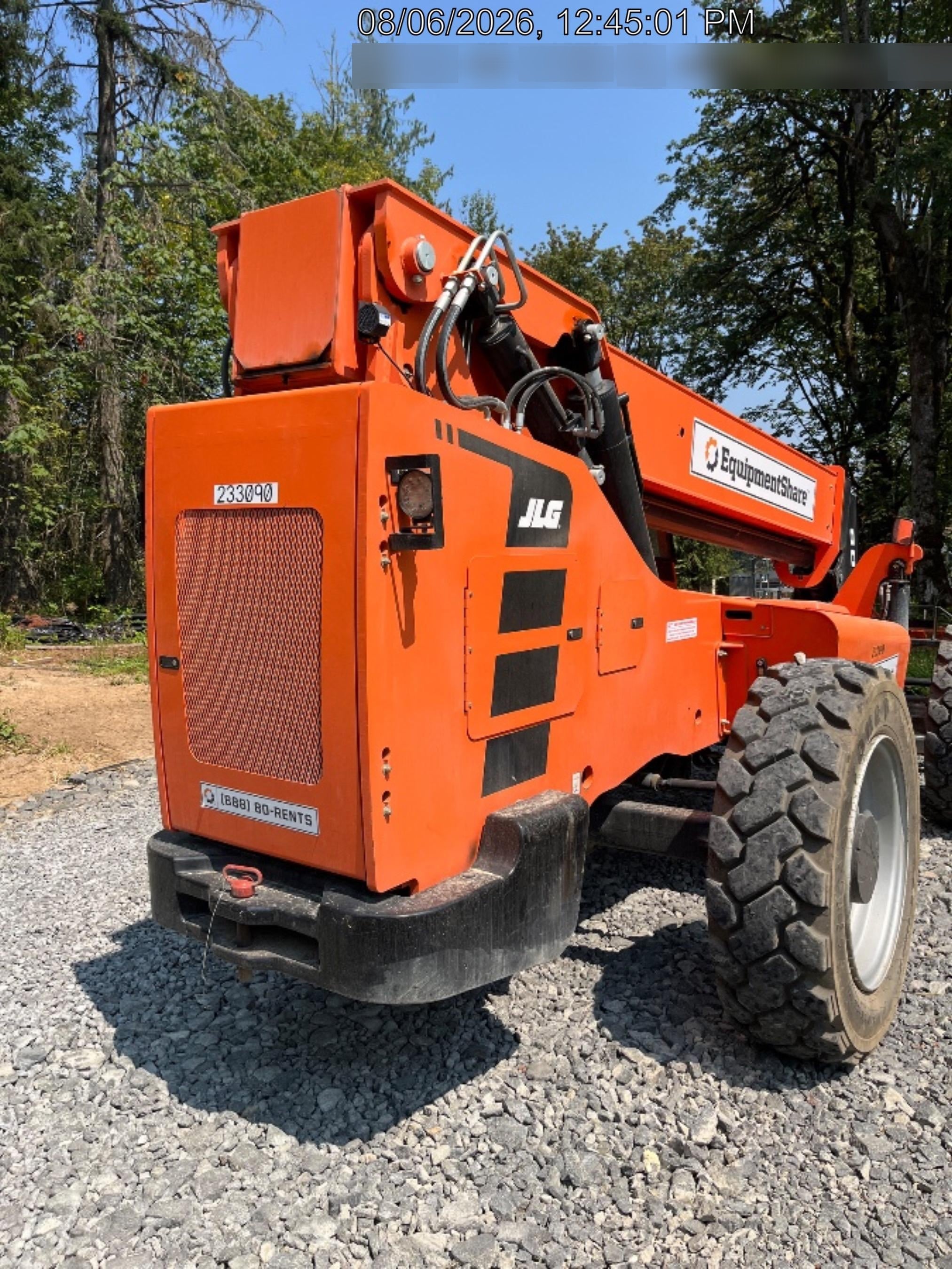 2022 SKYTRAK 8042