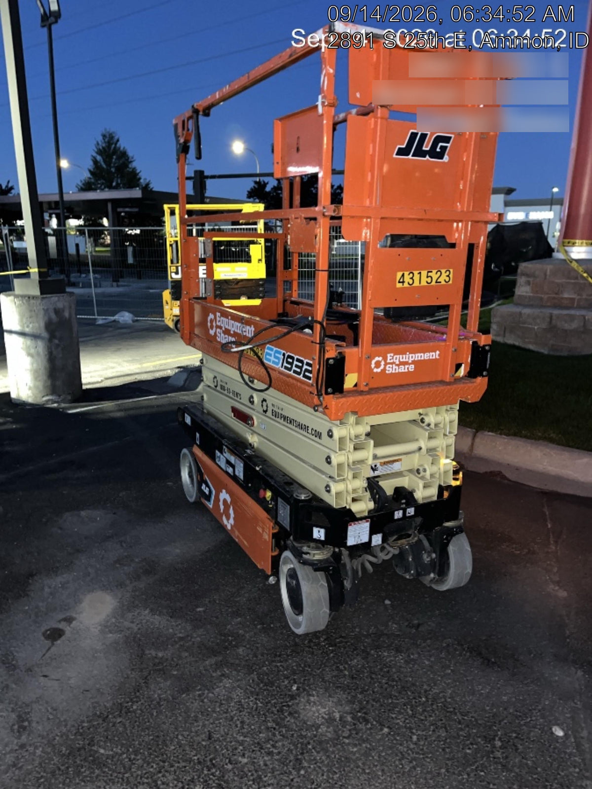 2024 JLG ES1932