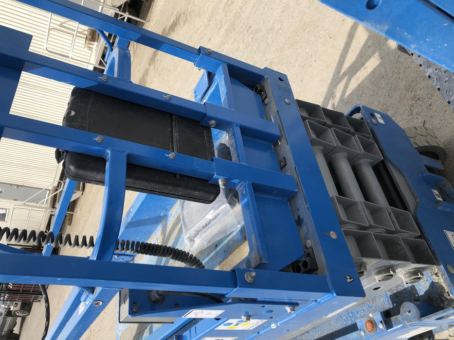 2019 Genie GS-1930 Fixed Rails with Chain Entry