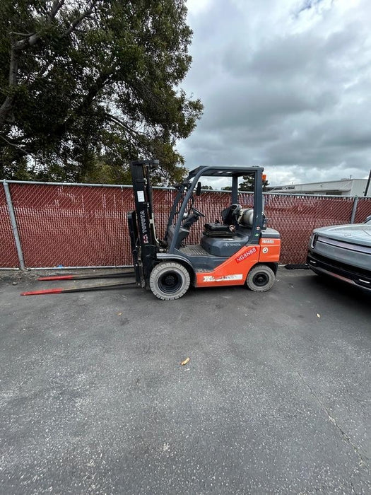 2022 TOYOTA 50-8FGU25