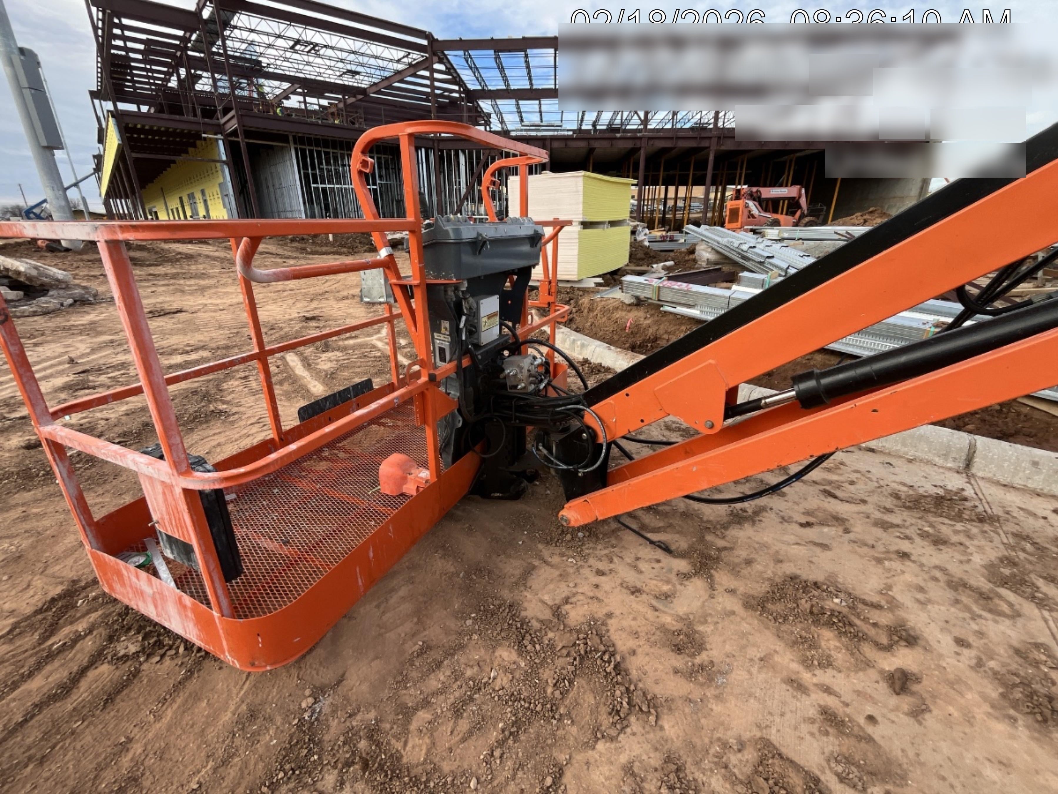 2019 JLG 660SJ