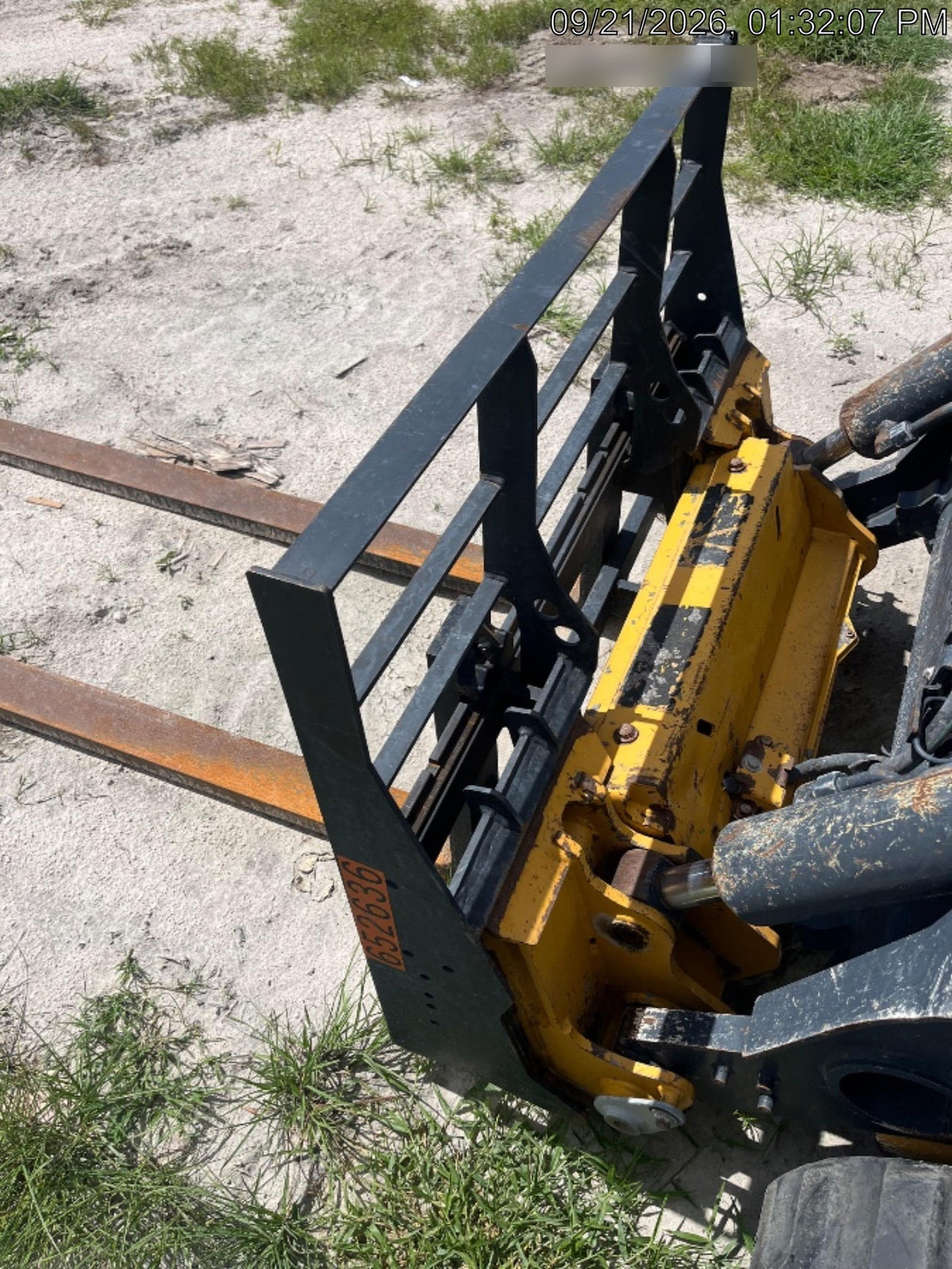 2026 ARROW MATERIAL HANDLING 72" Pallet Forks - Arrow
