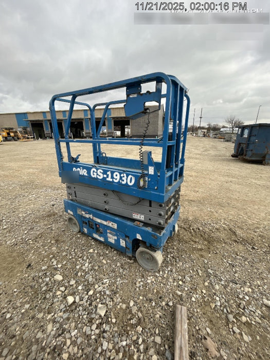 2018 Genie GS-1930 Genie GS-1930 w/Fixed Rail, Chain Entry