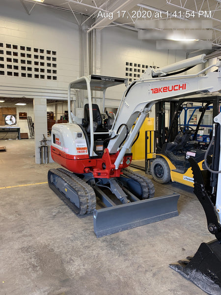 2020 Takeuchi TB235-2R Canopy, Rubber Tracks, Manual TAG QC