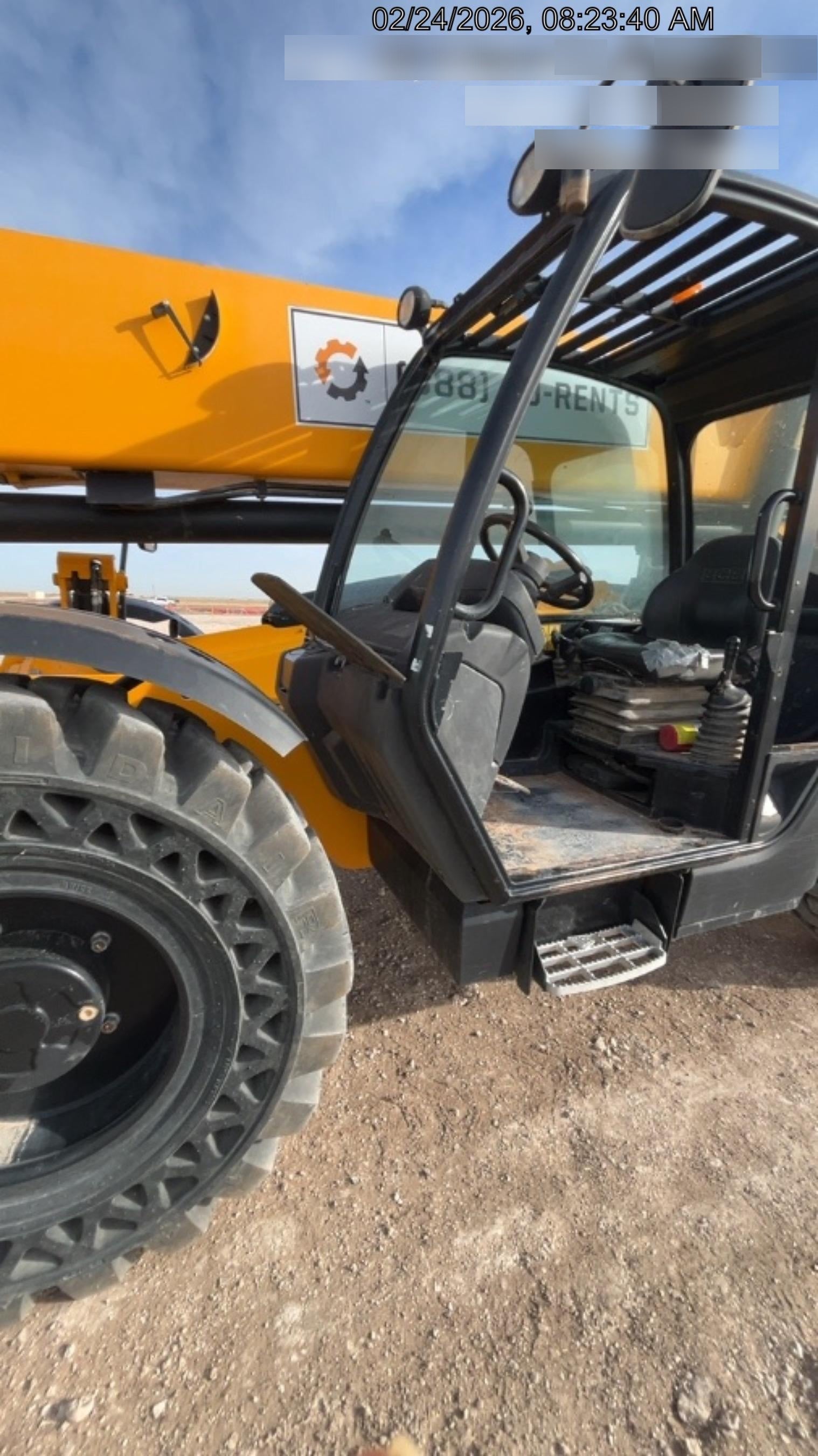 2023 JCB 510-56
