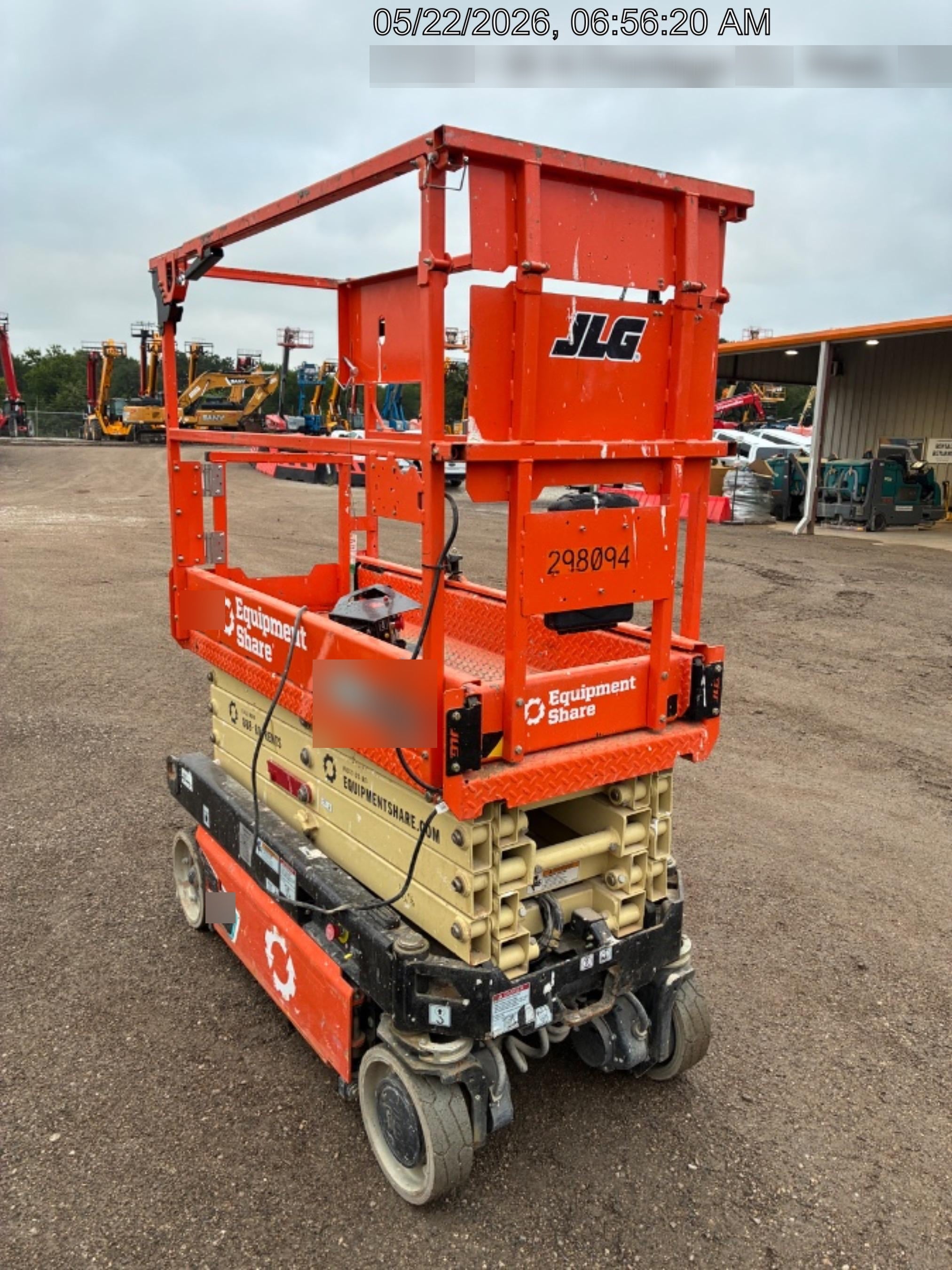 2023 JLG ES1932