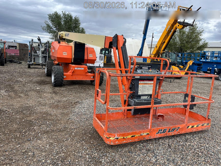 2023 JLG 800AJ