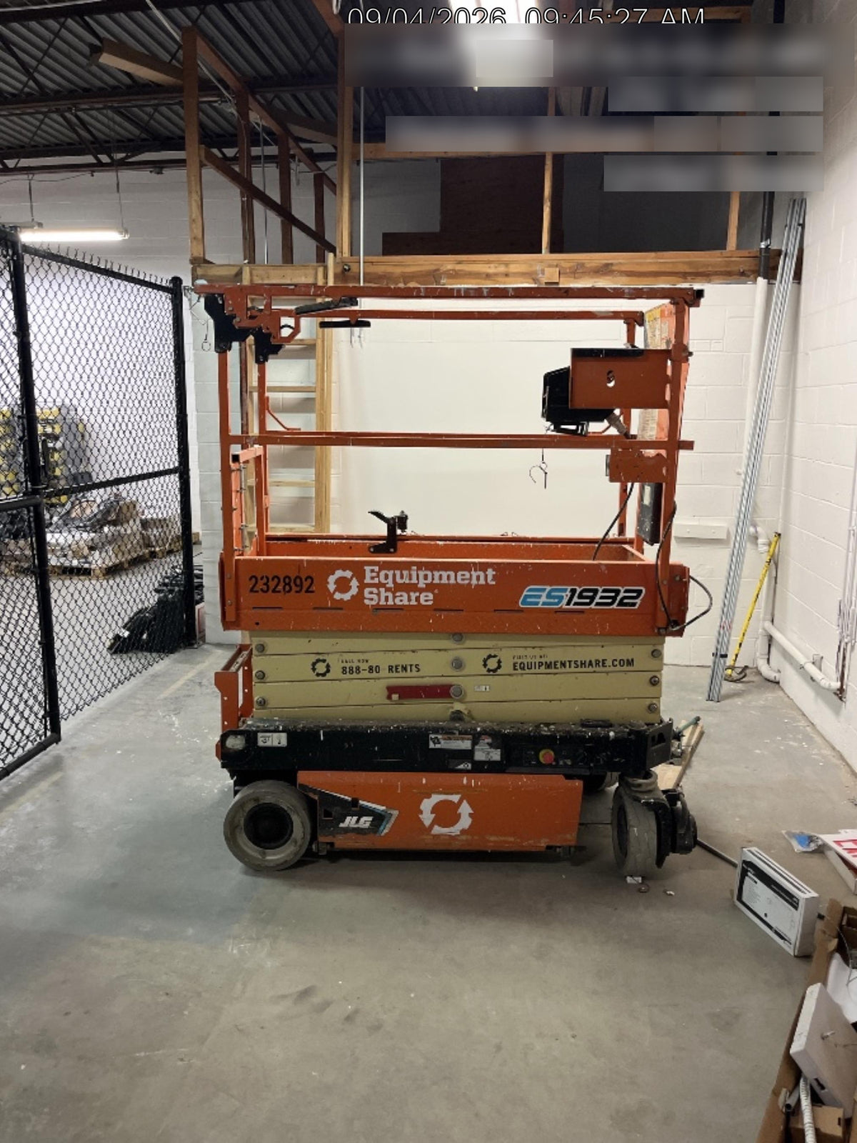 2022 JLG ES1932