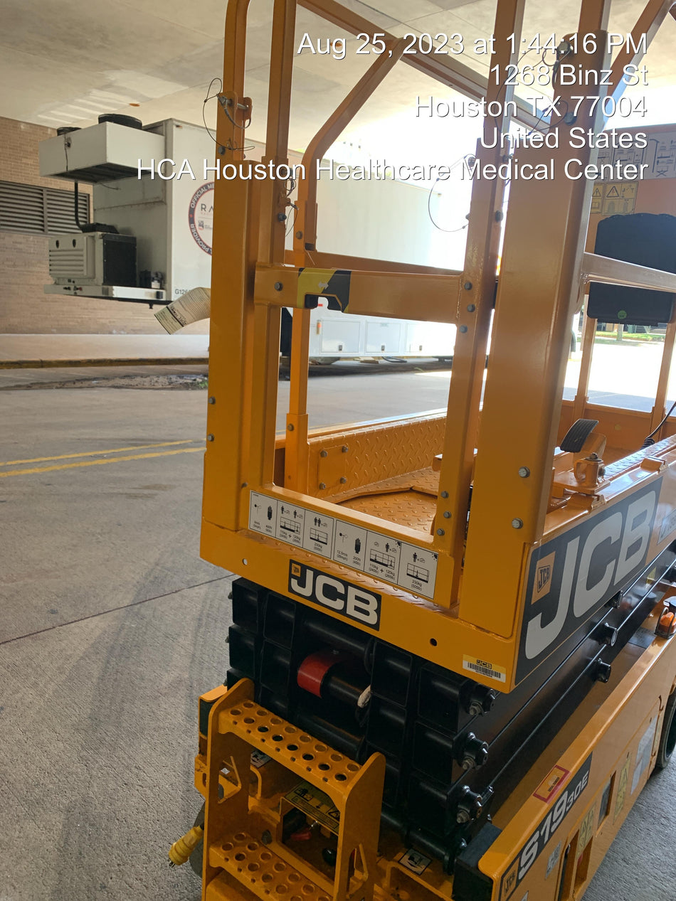 2023 JCB S1930E