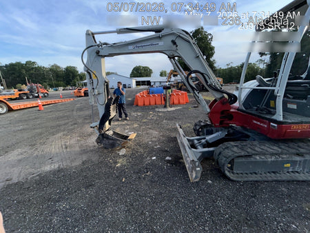 2024 TAKEUCHI TB250-2R