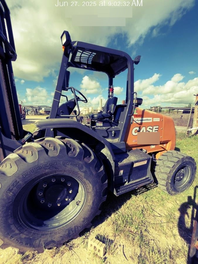 2021 CASE 586H