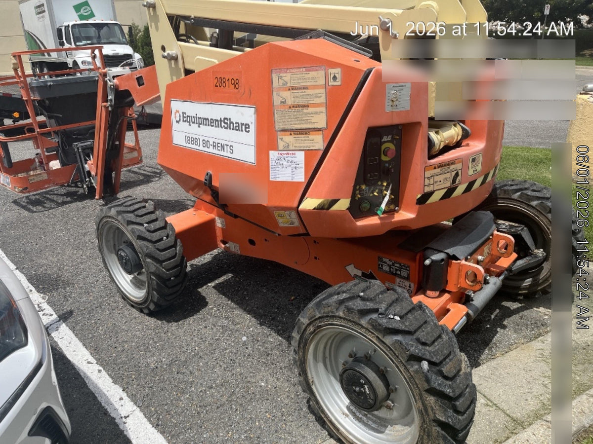 2022 JLG 340AJ