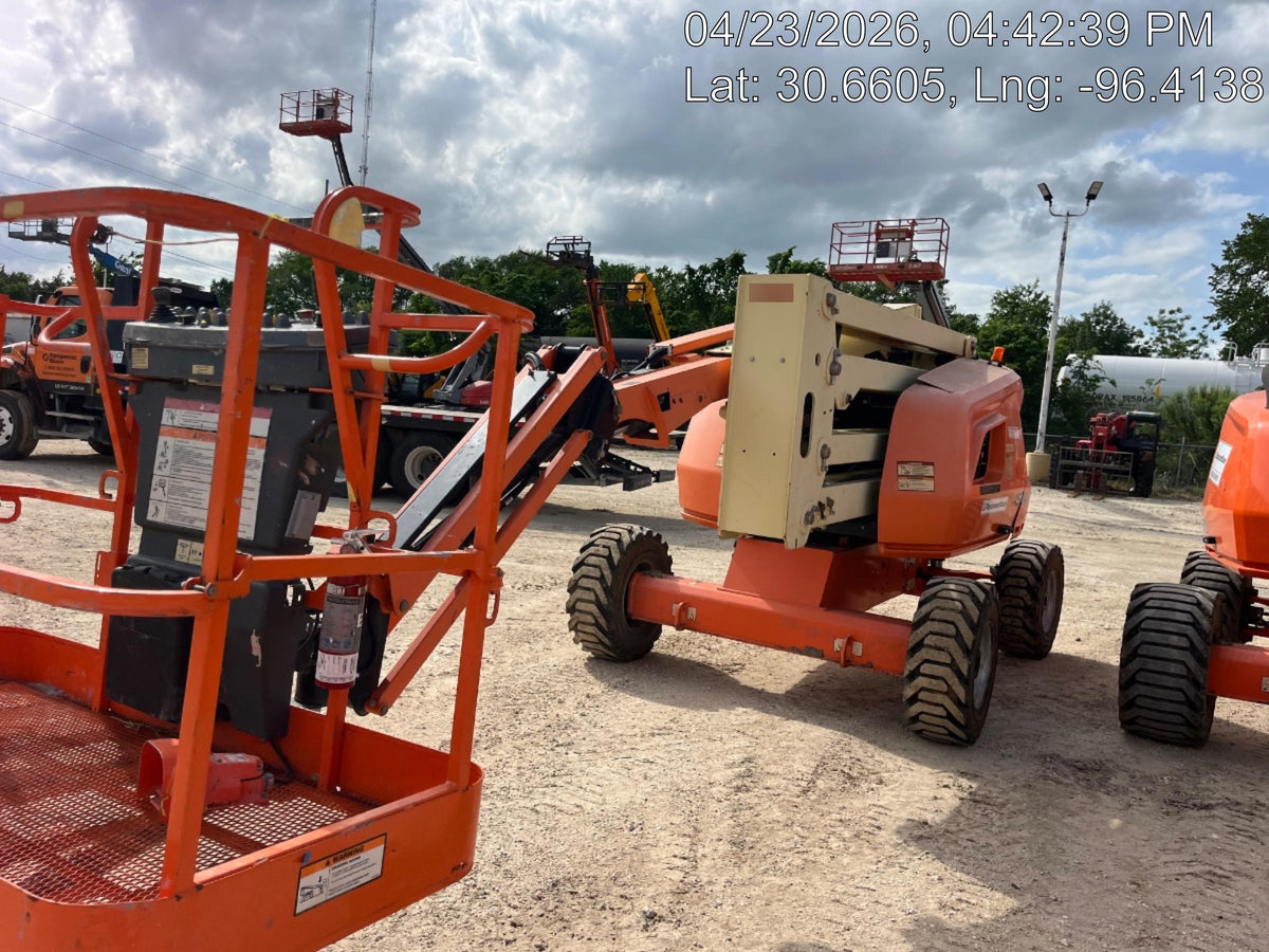 2019 JLG 450AJ