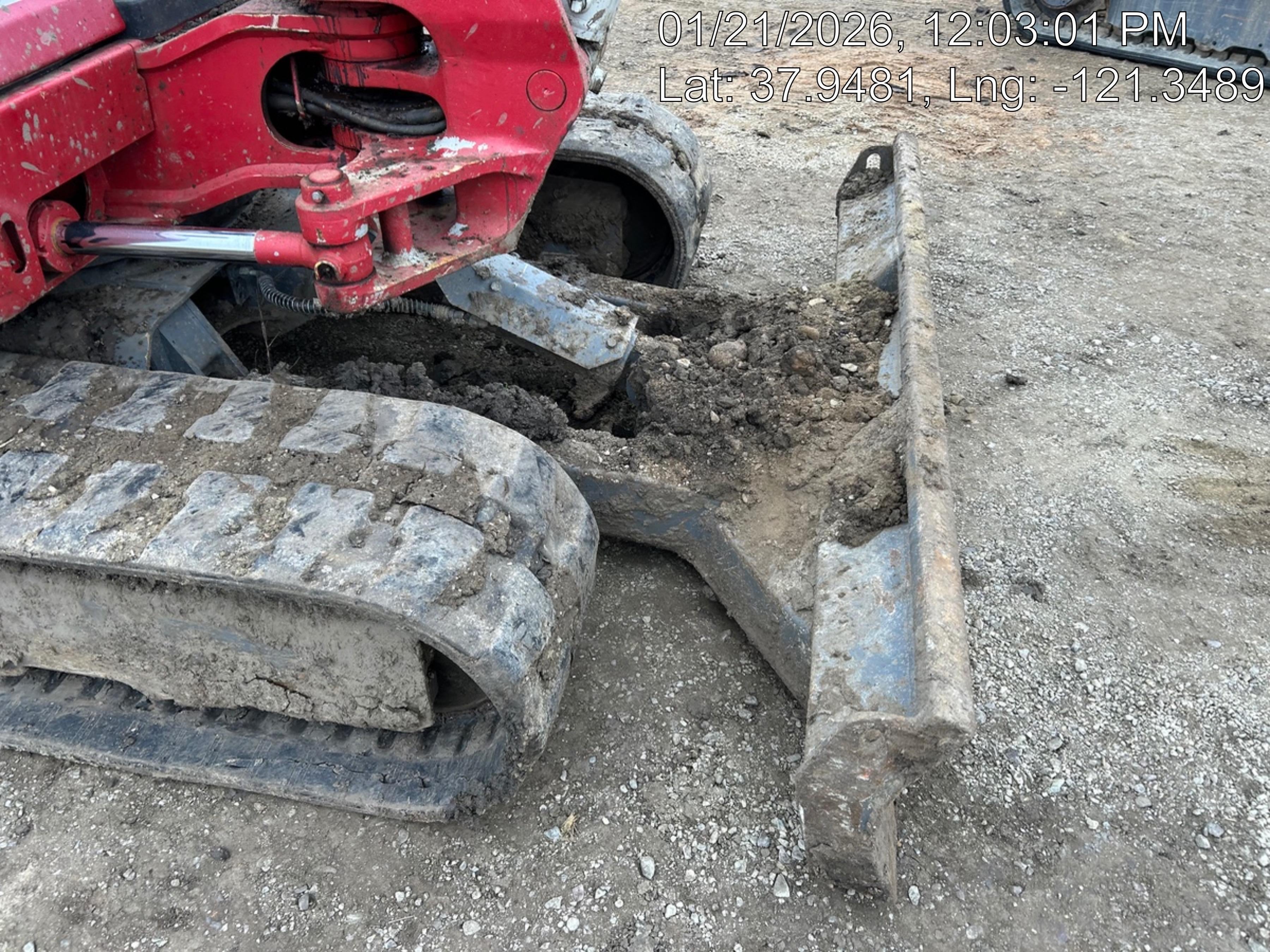 2021 TAKEUCHI TB250-2