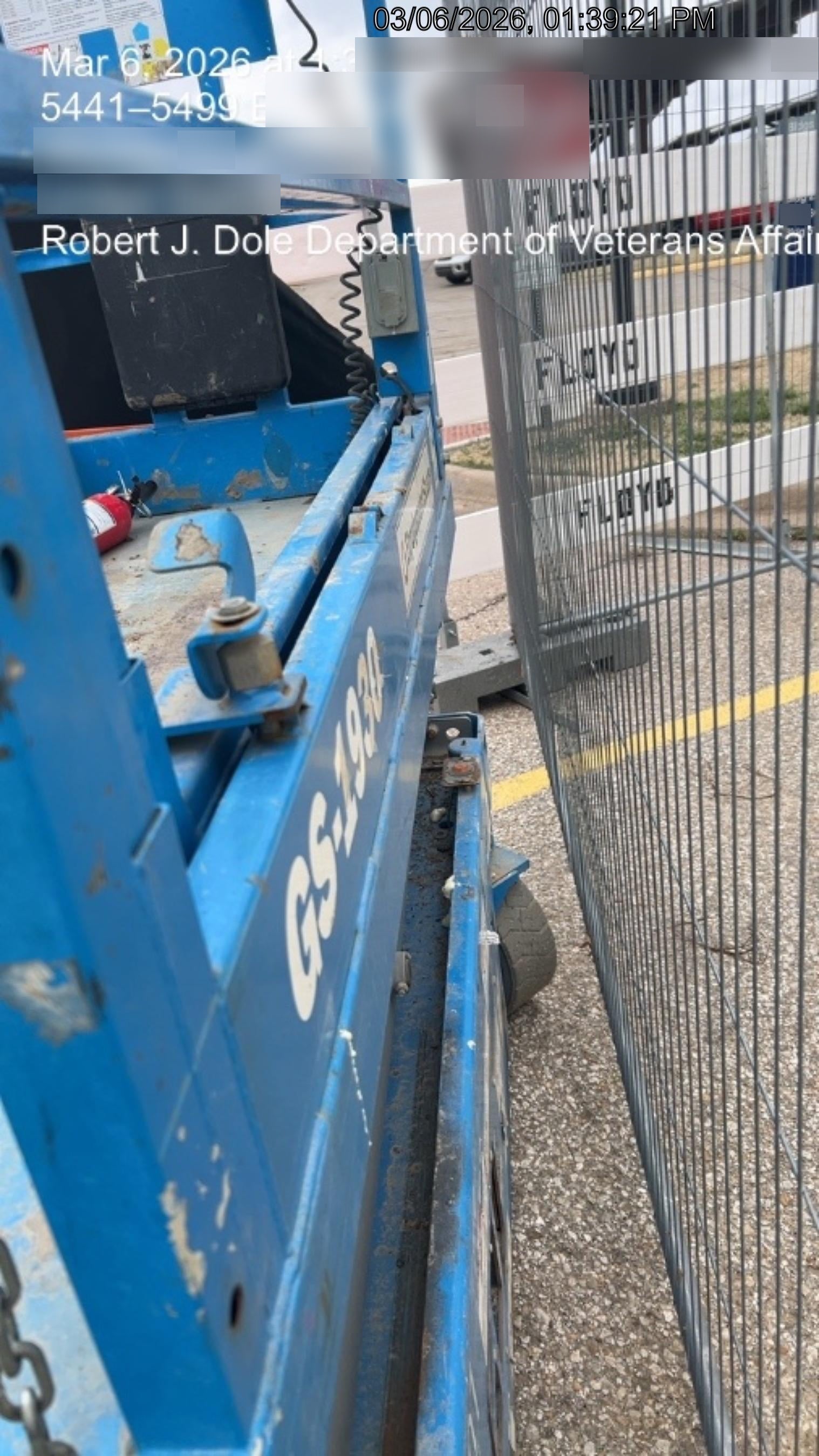 2019 Genie GS-1930 Fixed rails with chain Entry