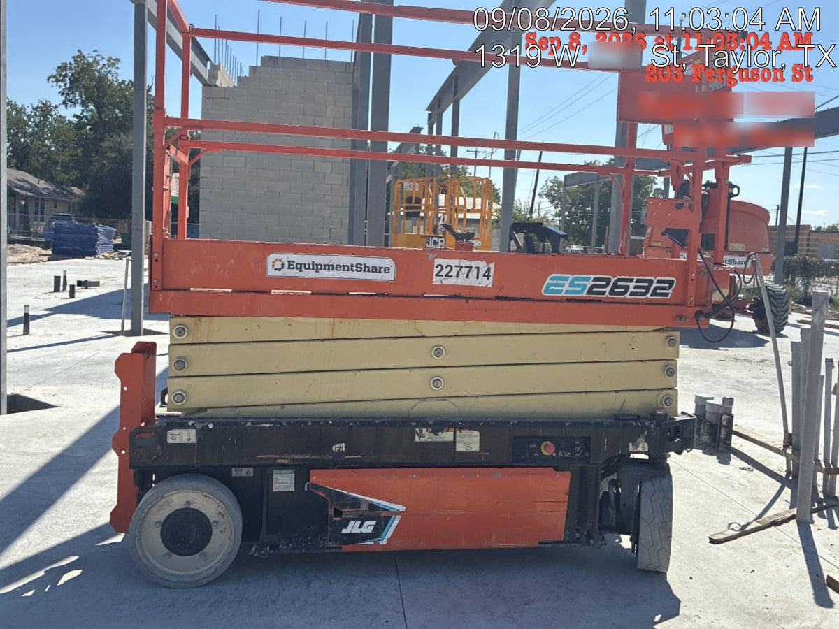 2022 JLG ES2632