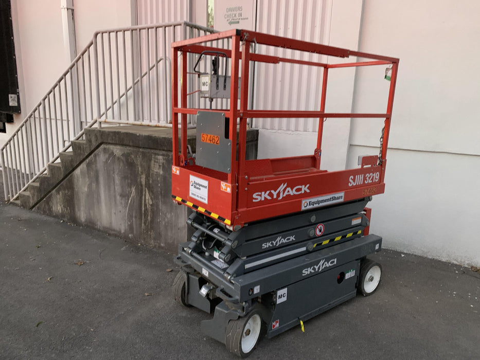 2018 Skyjack SJIII-3219 Standard Rental Specs