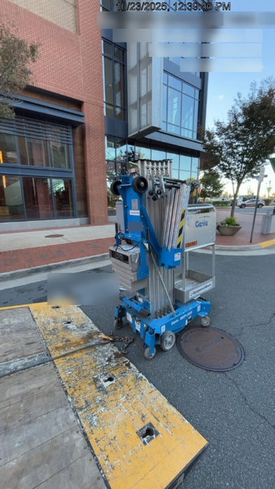 2021 GENIE AWP-30S DC