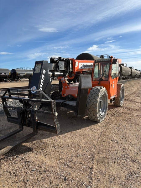 2021 SKYTRAK 10054