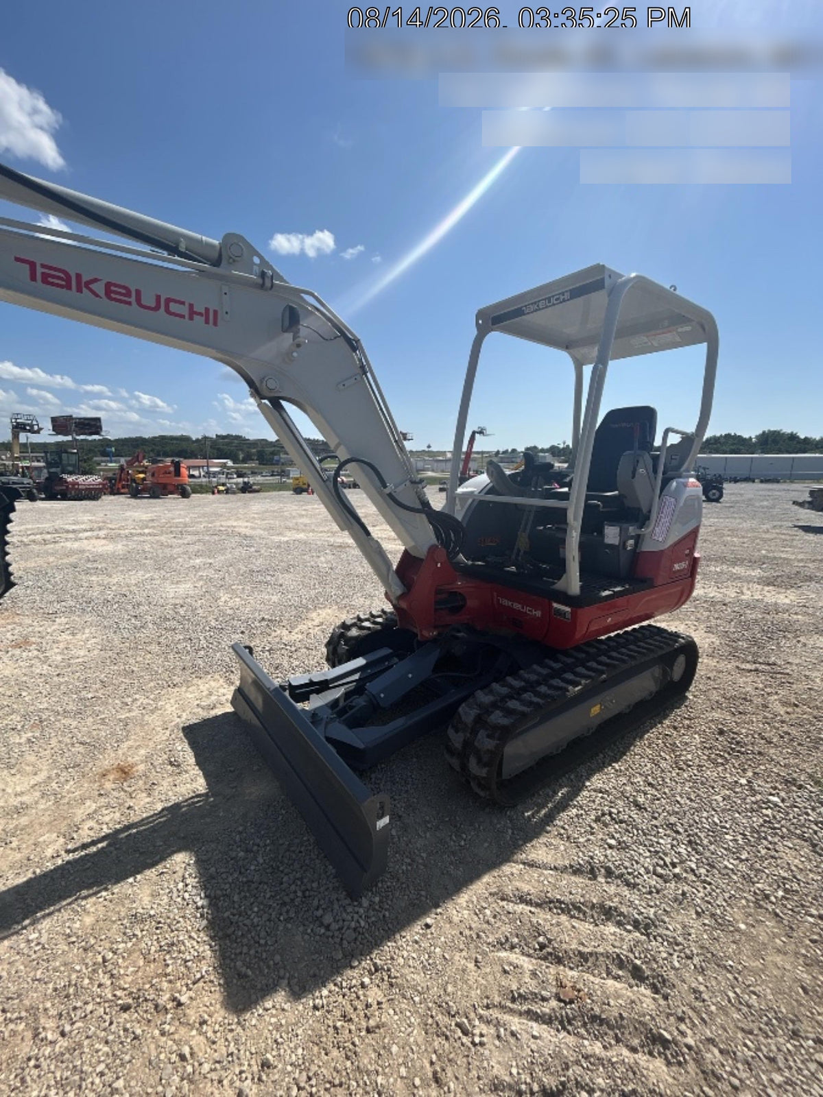 2024 TAKEUCHI TB235-2RA