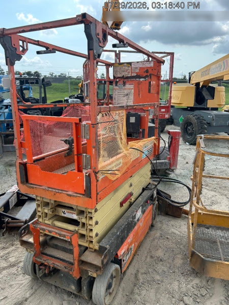 2022 JLG ES1932