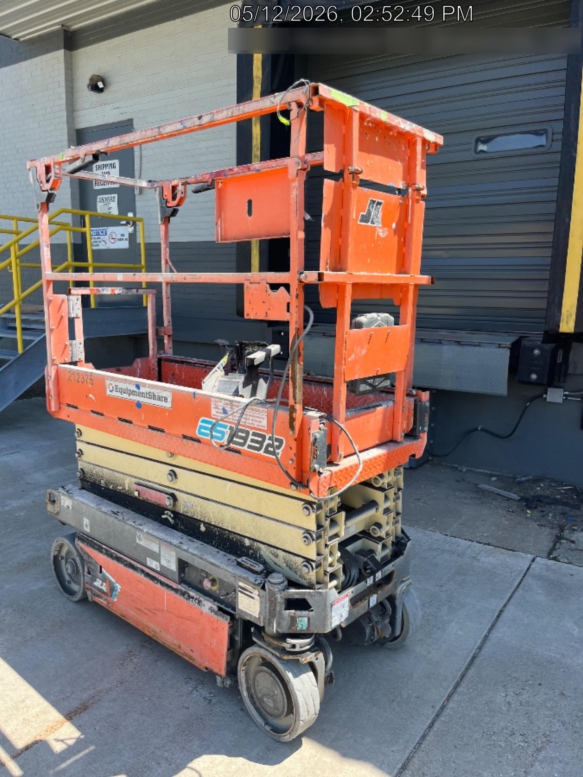 2022 JLG ES1932