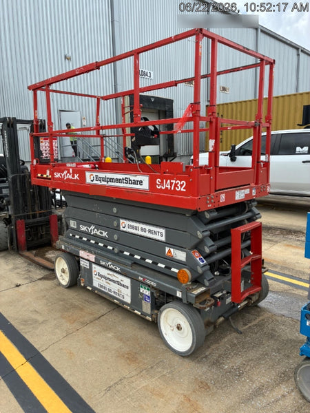 2021 SKYJACK SJ4732