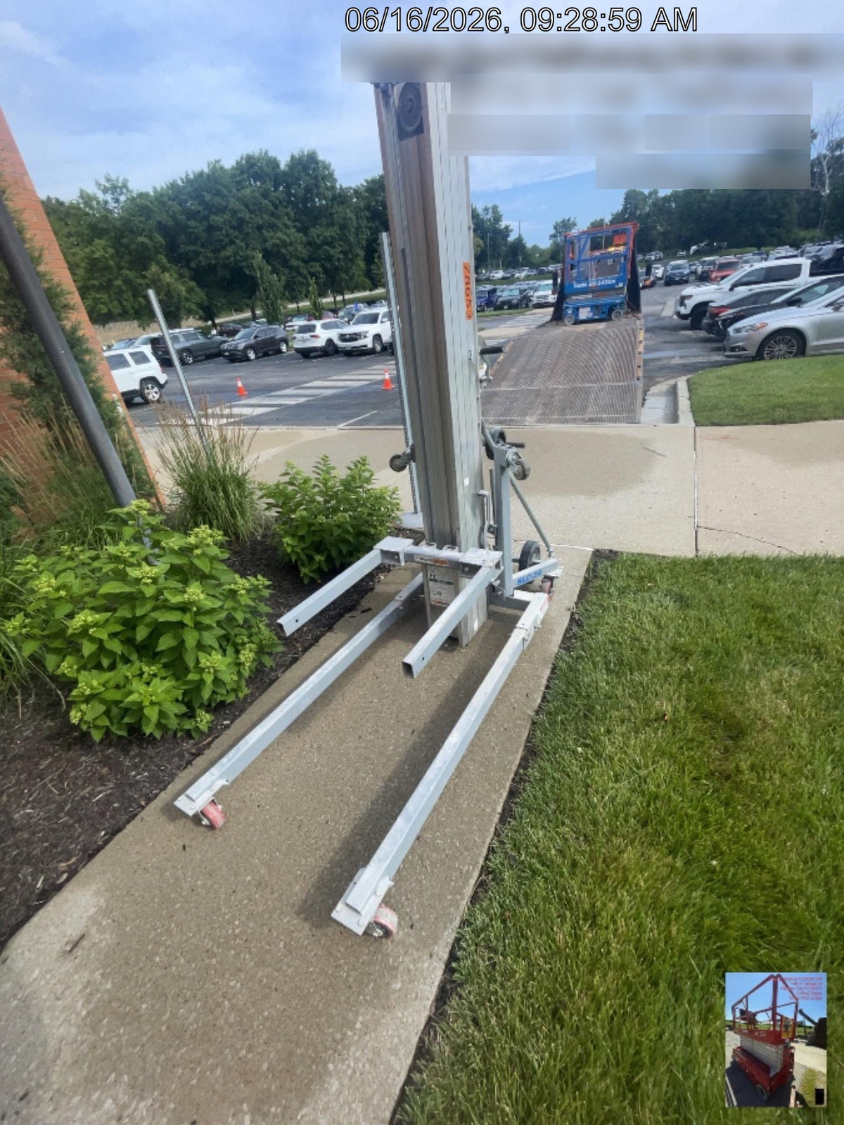 2020 GENIE SLC-24