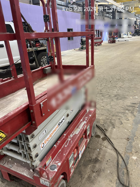 2019 MEC 1330SE MEC 1330SE w/ES Track Hardware, Full Extended 2 Year Warranty