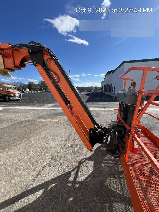 2019 JLG 660SJ