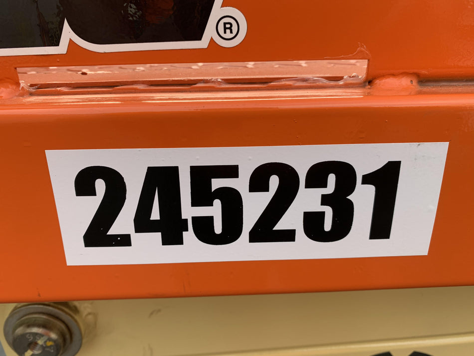 2022 JLG ES2632
