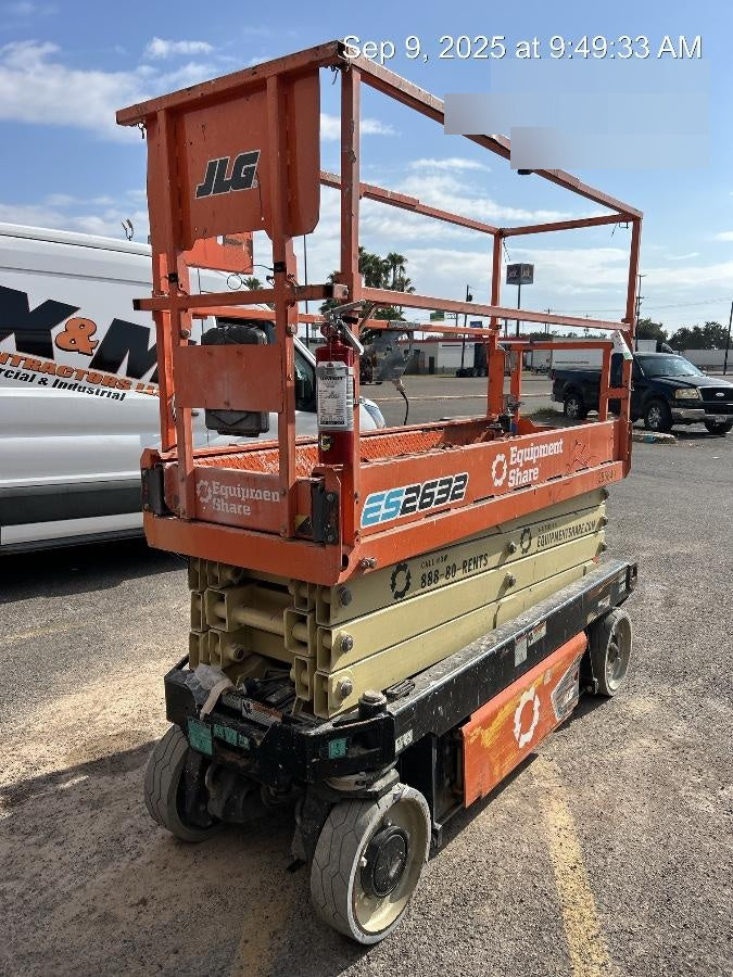 2022 JLG ES2632