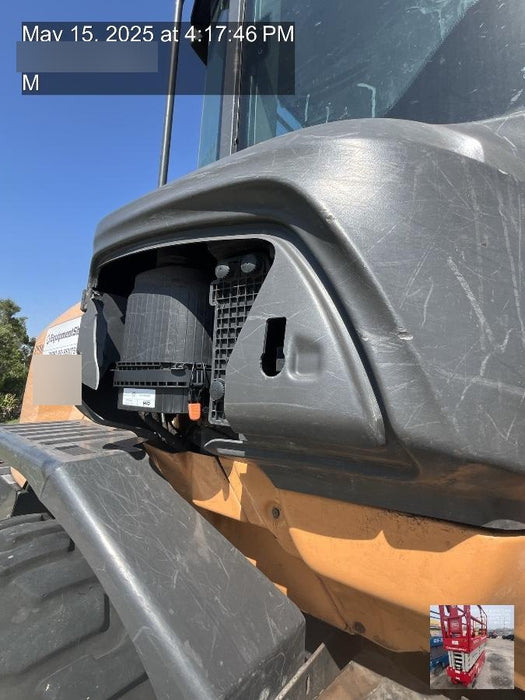 2018 Case 621G CLOSED CAB, JRB 416 STYLE HYD COUPLER