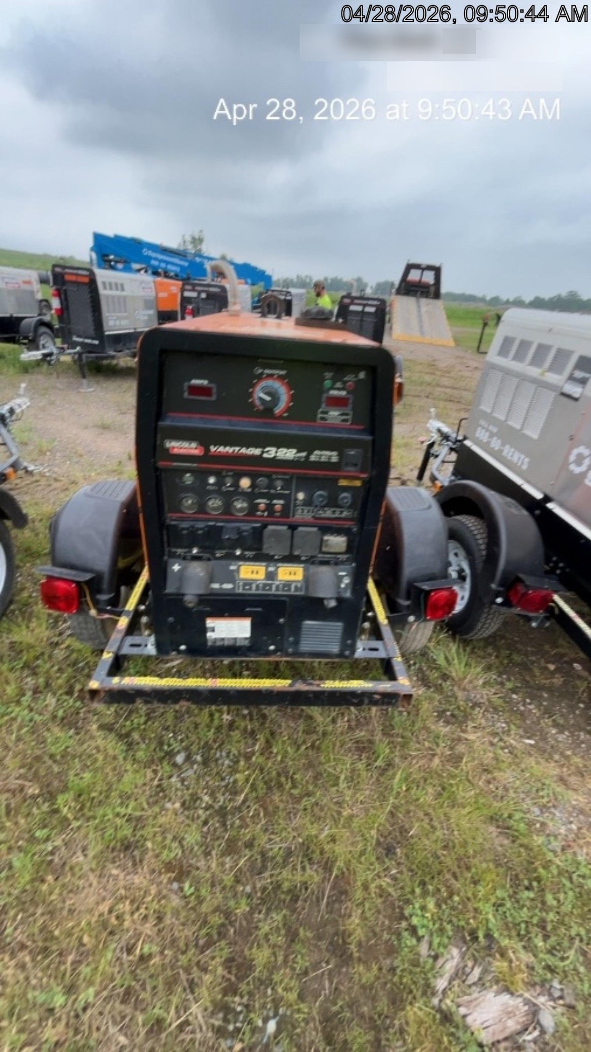 2021 Lincoln Electric Vantage 322 Vantage 322 Ready Pak 3 w/ Decals, ORANGE (includes trailer, cable rack, fender light kit) NO Telematics